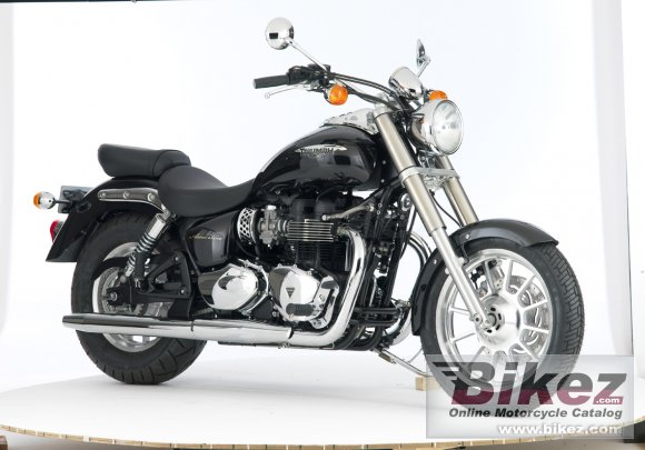 2010 Triumph America photo